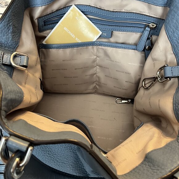 Michael Kors Brooklyn Large Leather Satchel - Navy (Pebbled Leather) - Picture 4 of 5